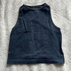 very dark blue athletic tank~ Aura sizs s/m